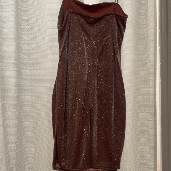 Sparkly pink dress - Picture 4 of 6